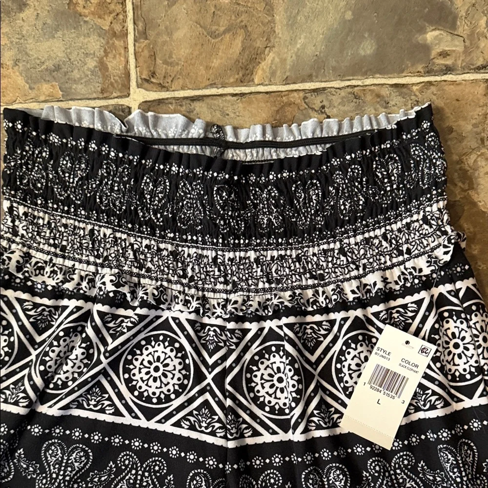 Planet Gold Black and White Wide Leg Pants - Picture 4 of 6